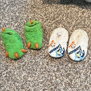 Green Monster Claw Slippers 6 and Bluey Kids Slippers 2T-3T